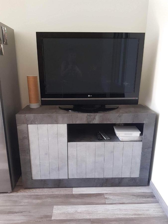 Appartement Bord De Mer 노트르담드몽 외부 사진